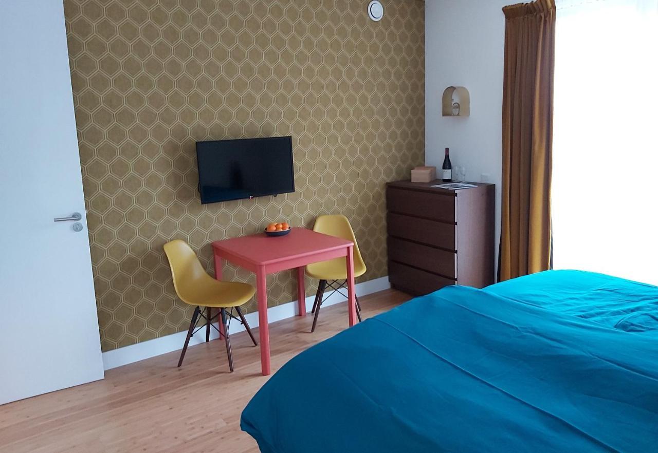 Luxury Suites Oosterwold アルメール エクステリア 写真