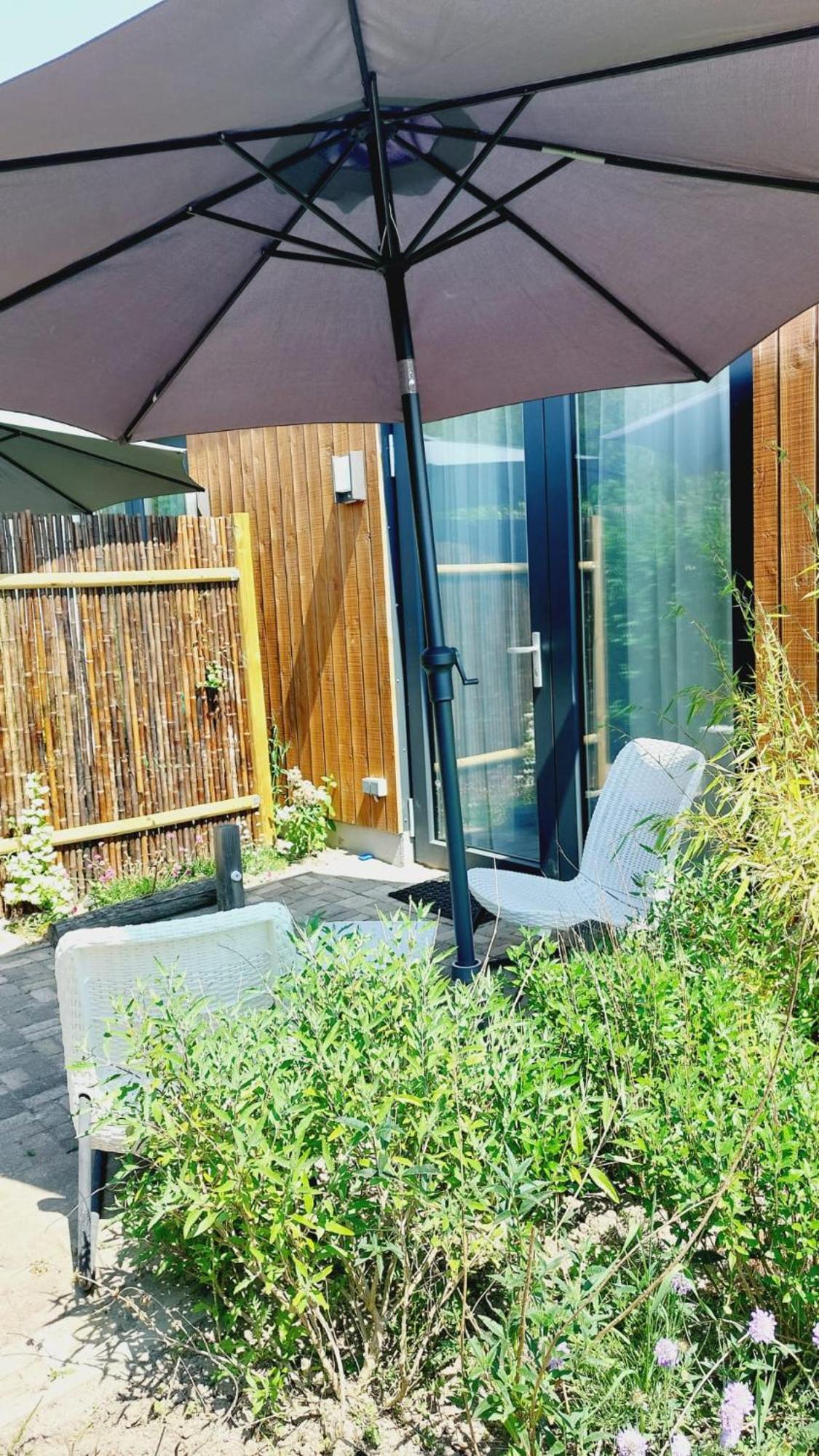 Luxury Suites Oosterwold アルメール エクステリア 写真